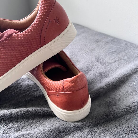 Frye Ivy Snake Embossed Leather Women Sneakers in Rosewood Size 8.5 - Picture 10 of 11